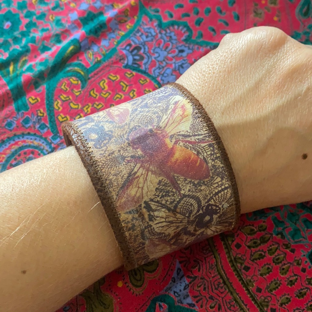 Bee Cuff